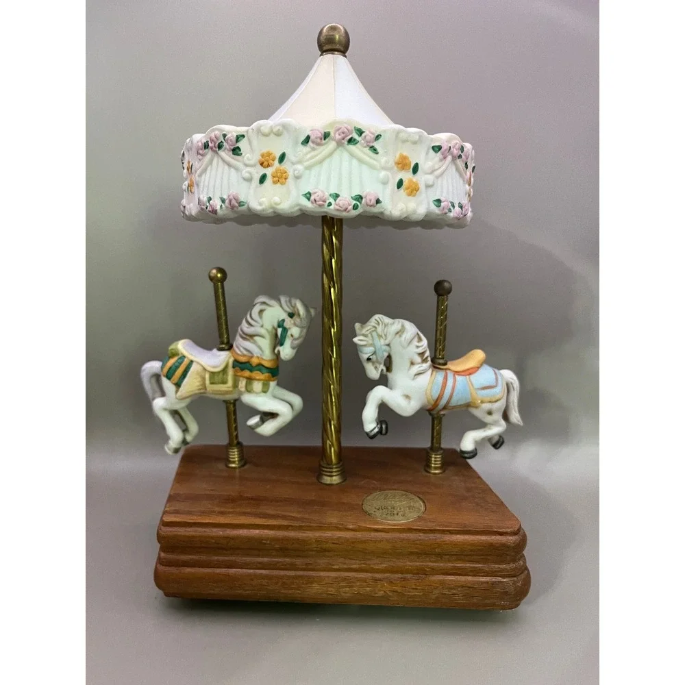Willits 2 Horse Carousel Music‎ Figurine Plays East Side West Side 10